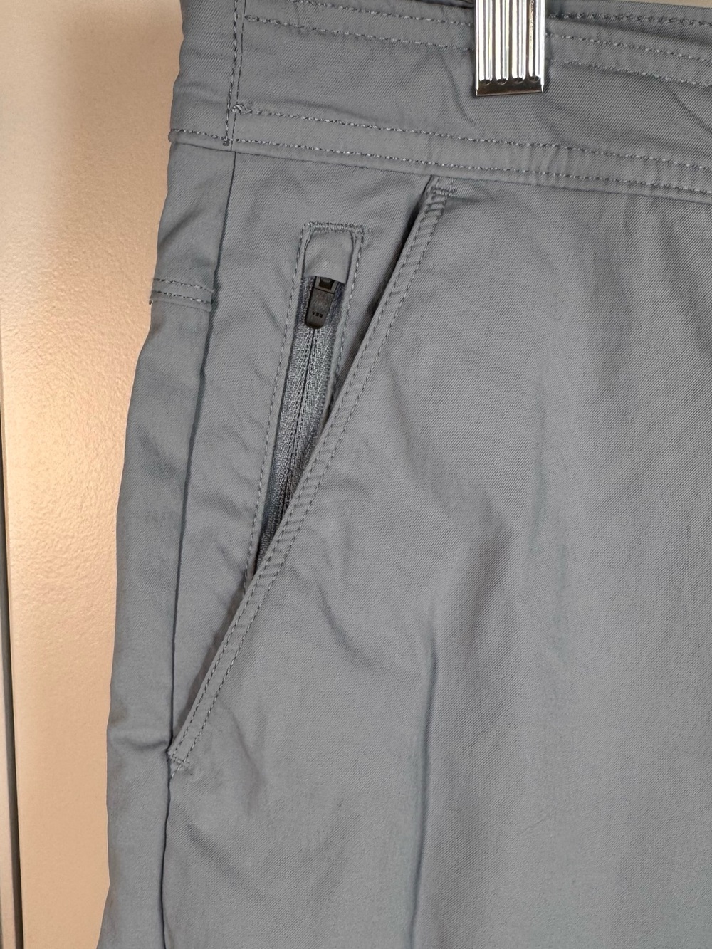 Duluth Alaskan Hardgear Mens
Stone Run Glaciar Gray
Stretch 40 Standard - Picture 4 of 12